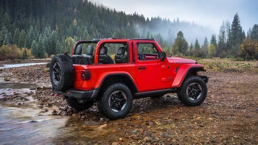 牧马人越野车视频