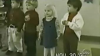 外国小孩视频,外国小孩日常生活的趣味瞬间